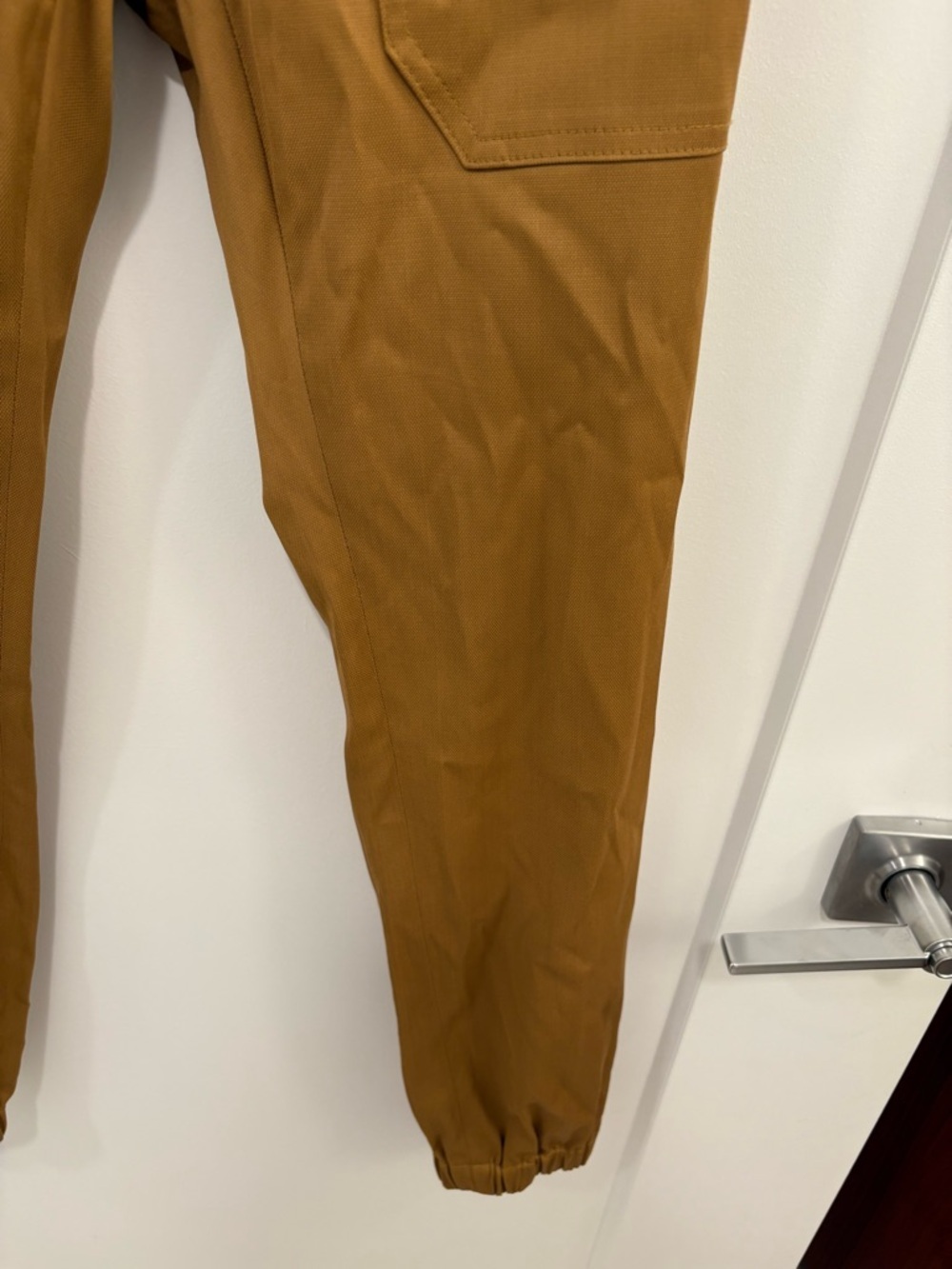 Veronica Beard Manisha Utility Joggers in Dune Size 0 - Picture 7 of 16
